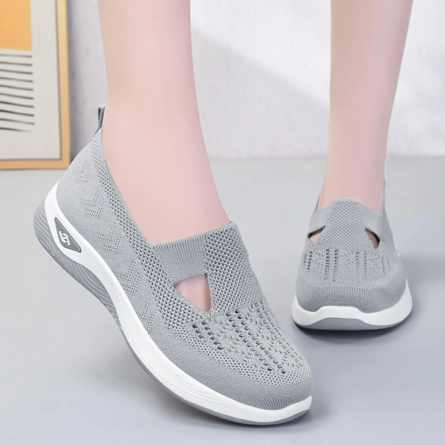 Women's Walking Shoes Orthotic Walking Sneakers Wide Width Non-Slip Sneakers Adjustable Breathable Platform Mesh Sandals